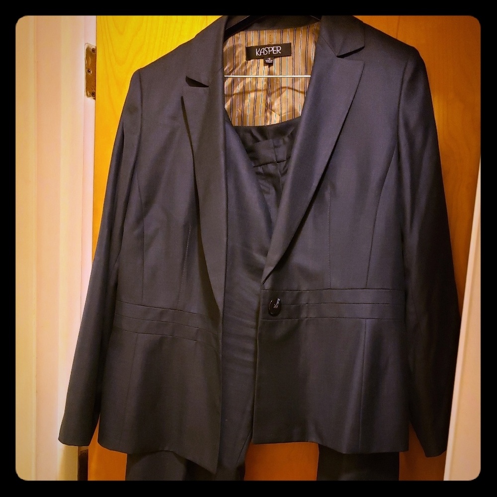 Pant Suit